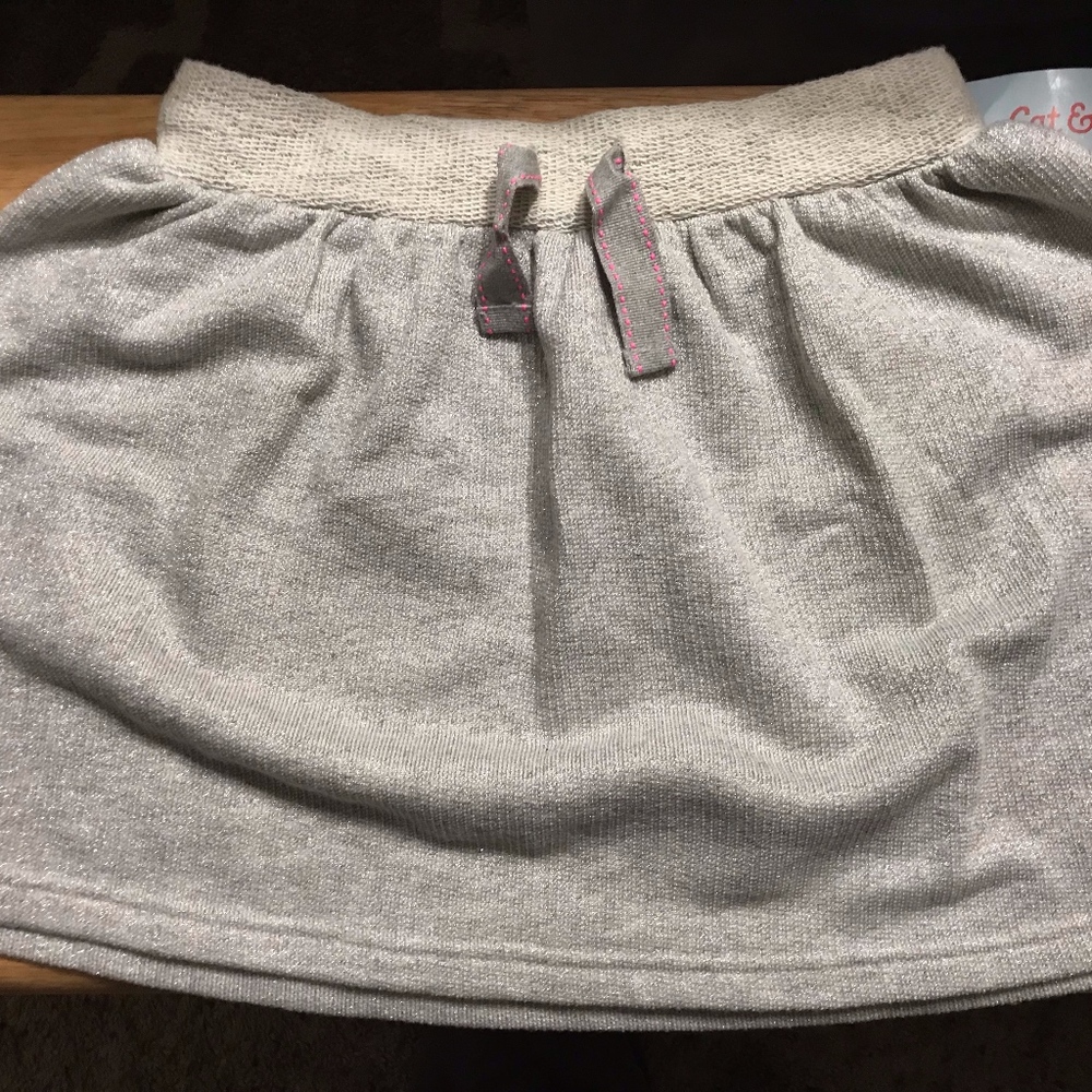 3/$12 Girls silver sparkly skirt size (10/12) NWT